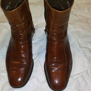 Meet your Posher, Christopher